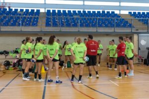 Lee más sobre el artículo El Atticgo BM Elche femenino vuelve al trabajo